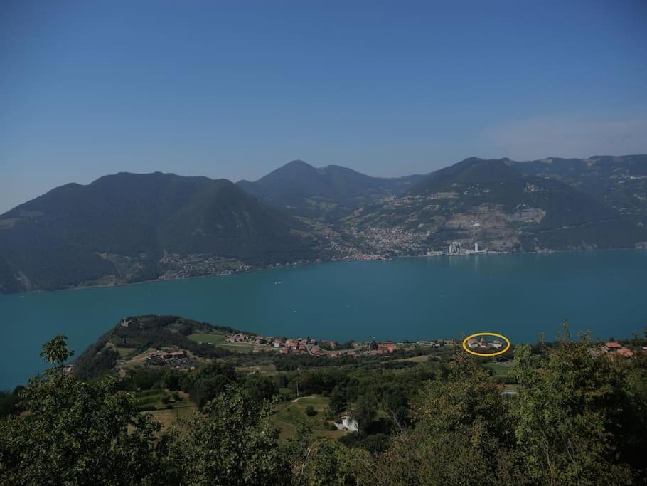 La Corte Del Cigno Monte Isola Buitenkant foto