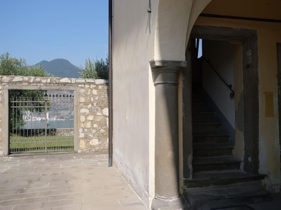 La Corte Del Cigno Monte Isola Buitenkant foto