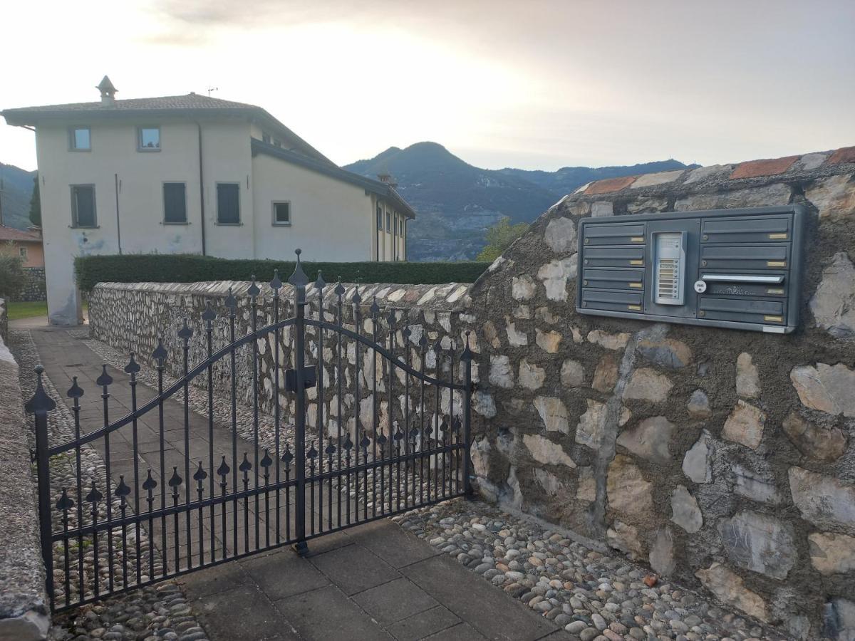 La Corte Del Cigno Monte Isola Buitenkant foto